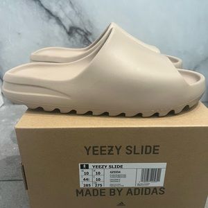 Yeezy Slides ‘Pure’ Size 10